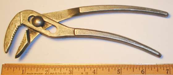 [Barcalo 7 Inch Waterpump Pliers]