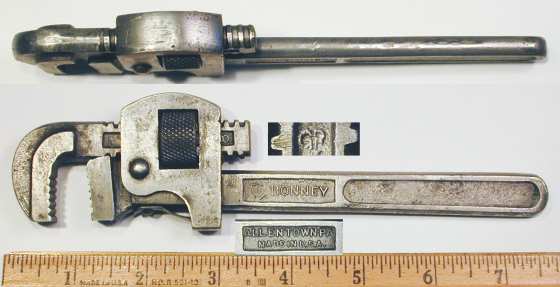 [Bonney 8 Inch Stillson Pipe Wrench]