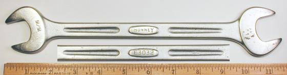 [Bonney E3032 15/16x1 Open-End Wrench in Streamlined Style]