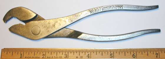 [Champion De Arment No. 307 Battery Pliers]