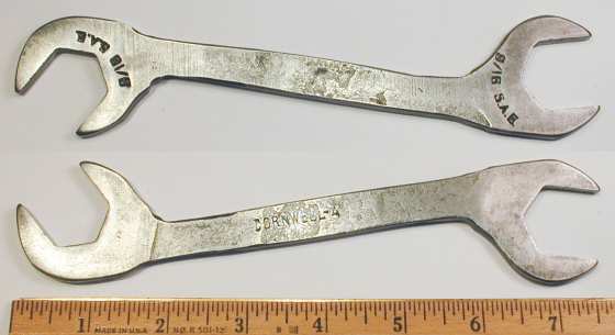 [Cornwell A Early 7/8x7/8 Angle-Head Wrench]