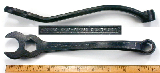 [Diamond 5/8x15/16 Spark Plug and Head Bolt Wrench]