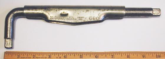 Duro No. 660 1/2-Drive L-T Convertible in Ell-Handle Position]
