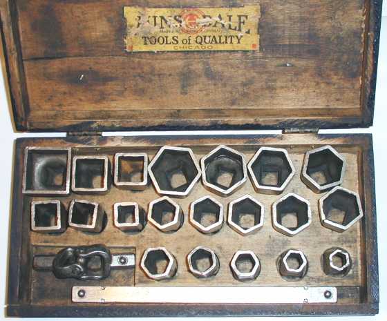 [Hinsdale No. 12 1/2-Drive Pressed-Steel Socket Set]