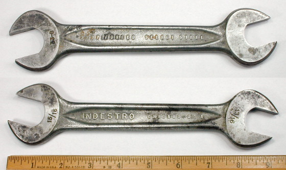 [Indestro Chicago No. 33-B 13/16x15/16 Inch Open-End Wrench]