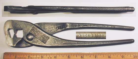 [J.N. MacDonald Necessity Chain Repair Pliers]