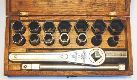 [Mossberg No. 13 Pressed-Steel Socket Set]