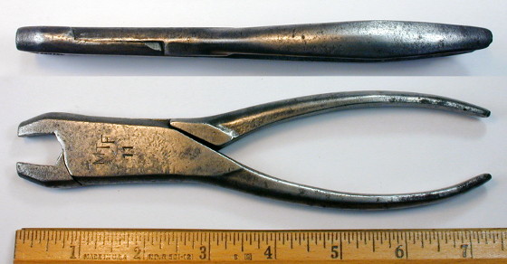 [MTF No. 11 Battery Pliers]