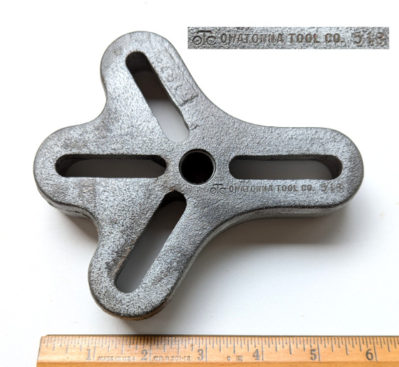 [OTC No. 518 Flange-Type Puller]