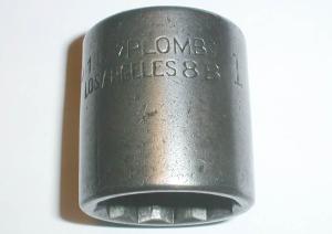 [Early Plomb DD16 1 Inch Socket]