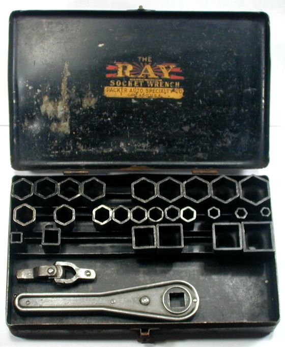 [Ray No. 39 Pressed-Steel Socket Set]