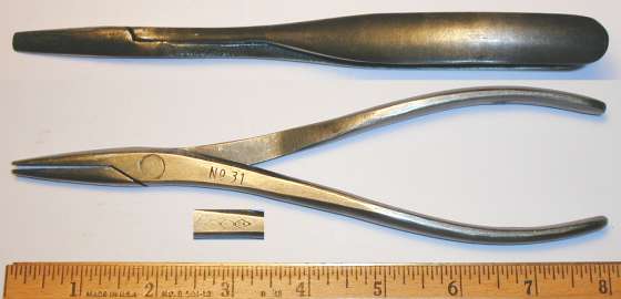 [Utica No. 31 Duckbill Assembly Pliers]