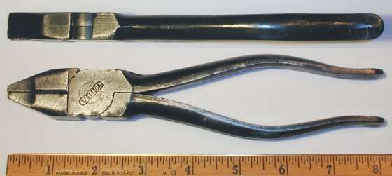 [Utica Early No. 50 8 Inch Lineman's Pliers]