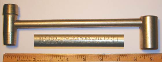 [Walden 1622 (1/2x5/8)x9/16SQ Socket Wrench]