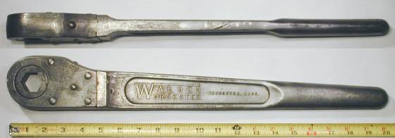 [Walden 1132 1 Inch Hex Drive Ratchet]