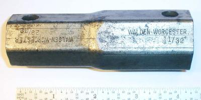 [Walden Early 29/32x1-1/32 Dual Spark-Plug Socket]